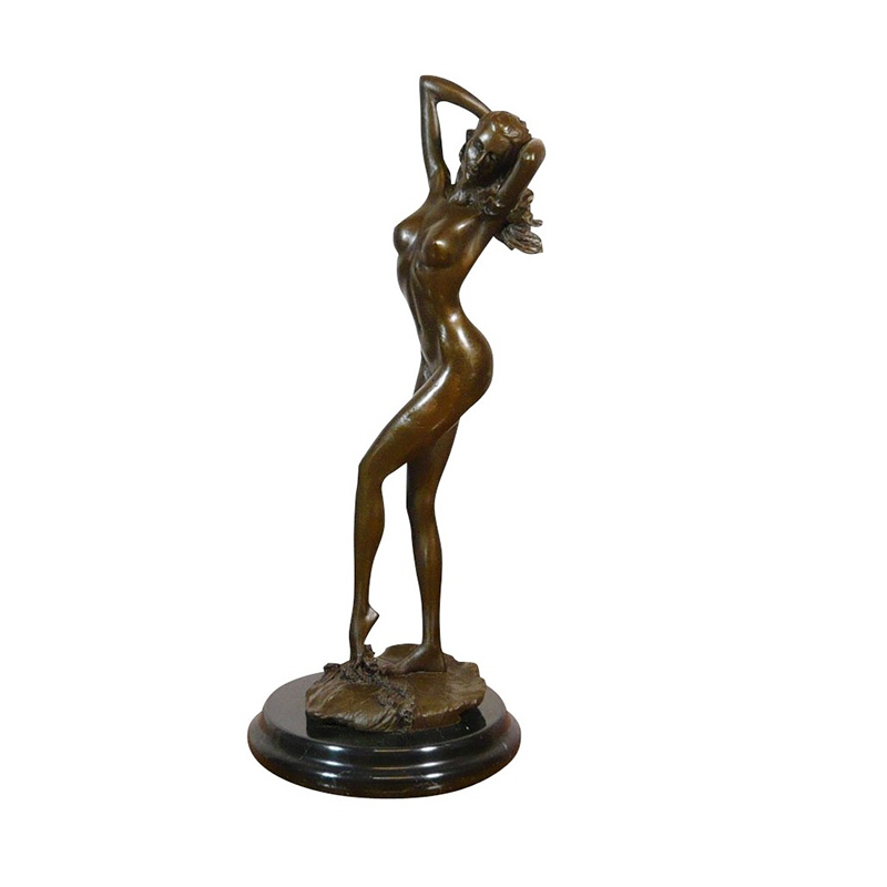 Sexy Lady Statue