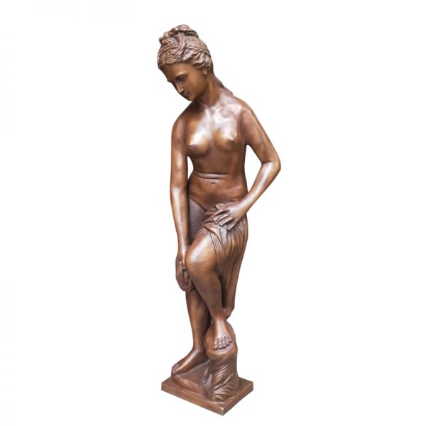 Nude women figurines