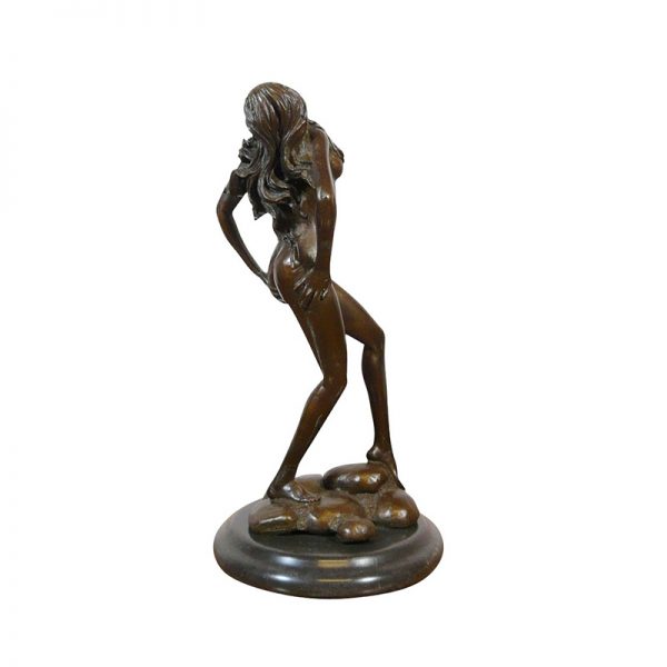 nude lady figurine