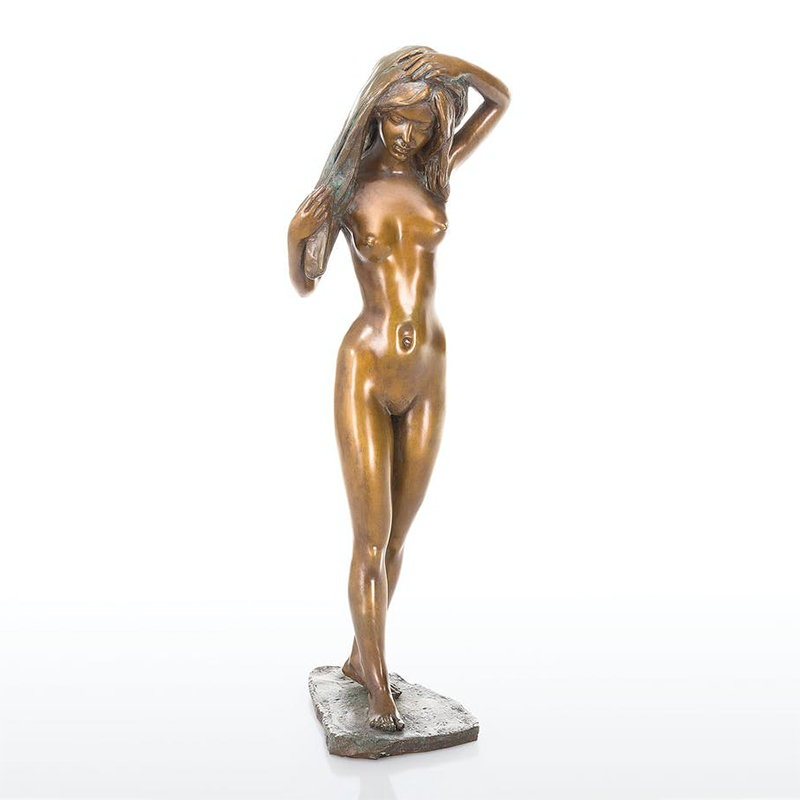 Nude Statue Woman