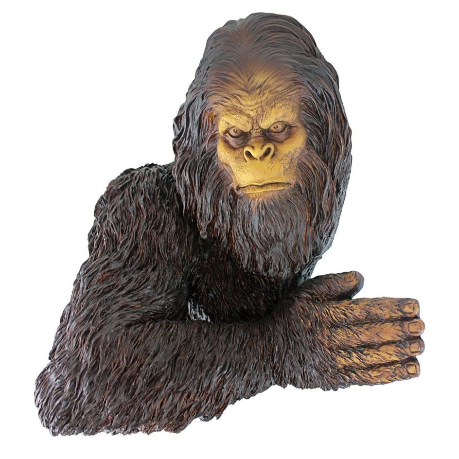 Yeti Bigfoot Statue