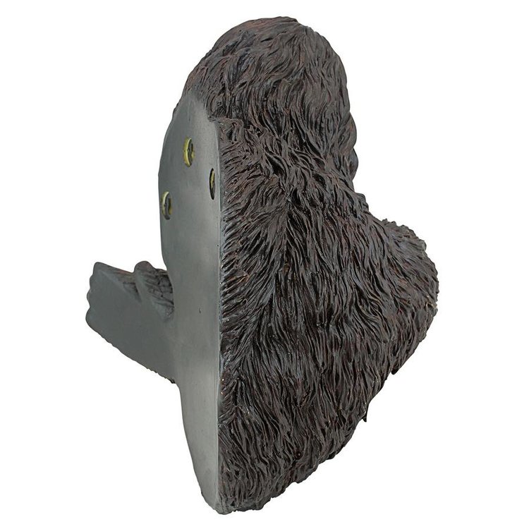 Yeti Bigfoot Statue