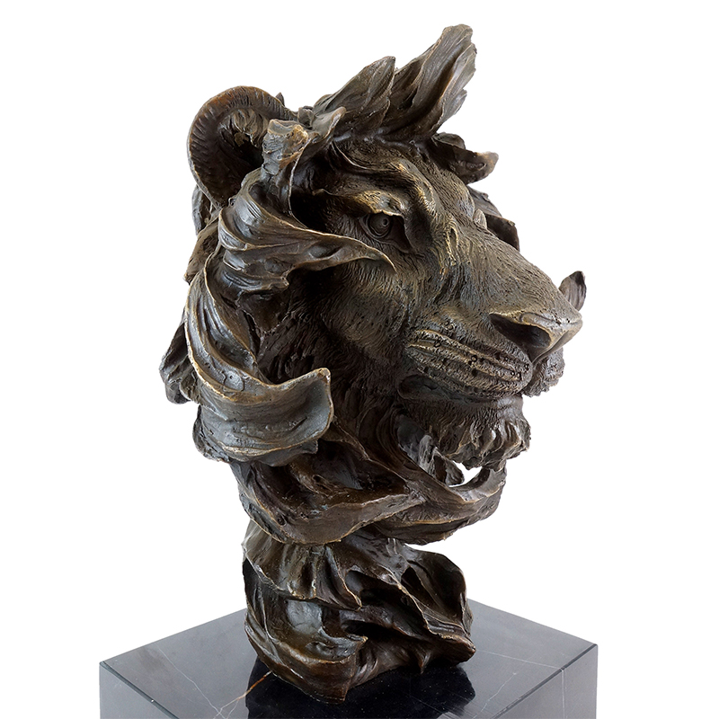 Lion Head Sculpture