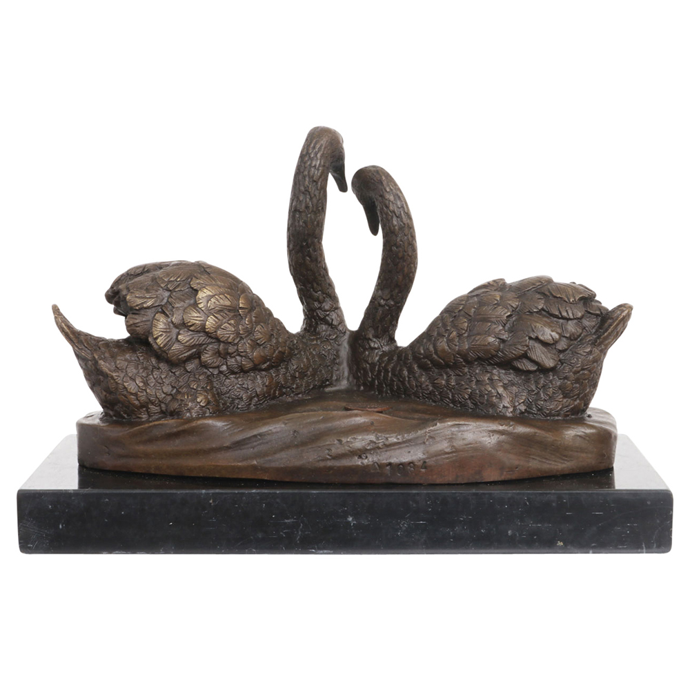 Swan Couple Decorative Statue
