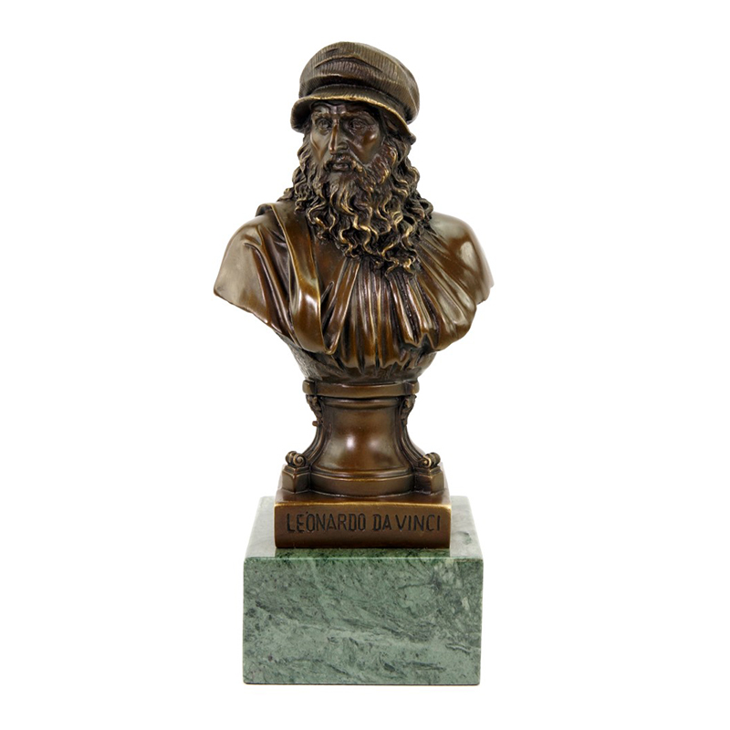 Leonardo Da vinci Bust