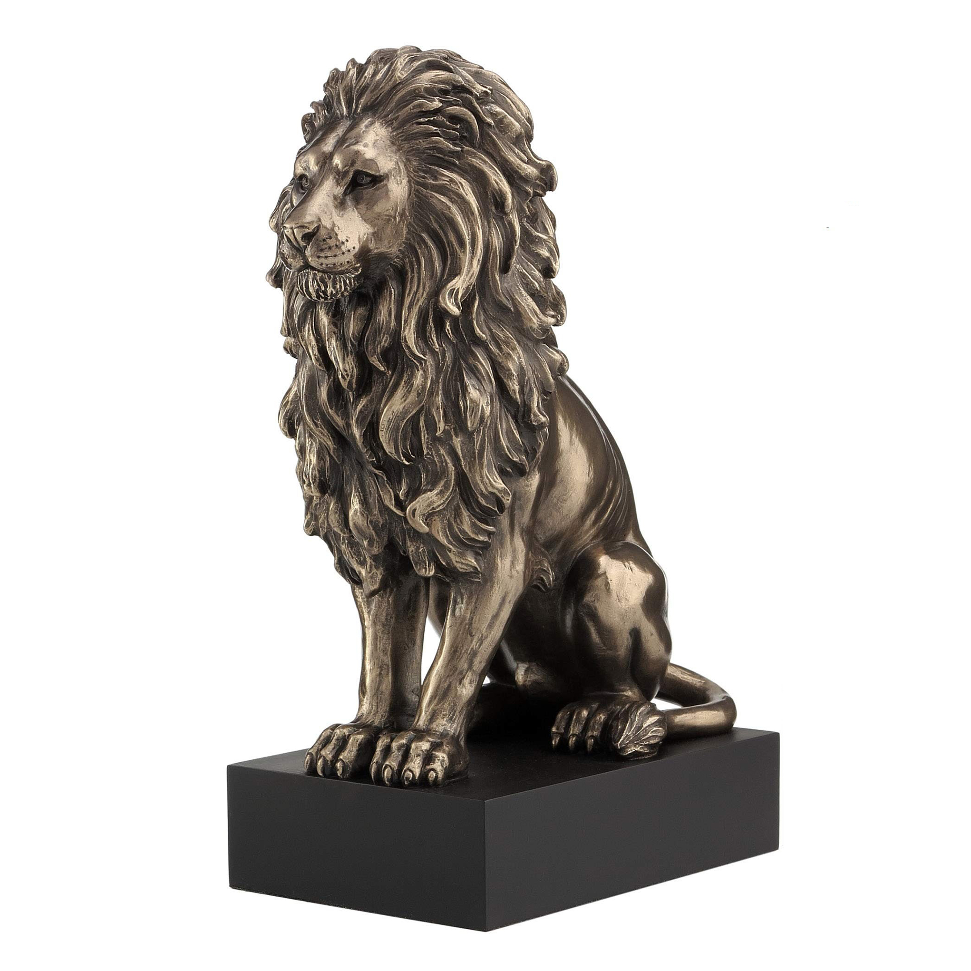 Lion Sitting Statue