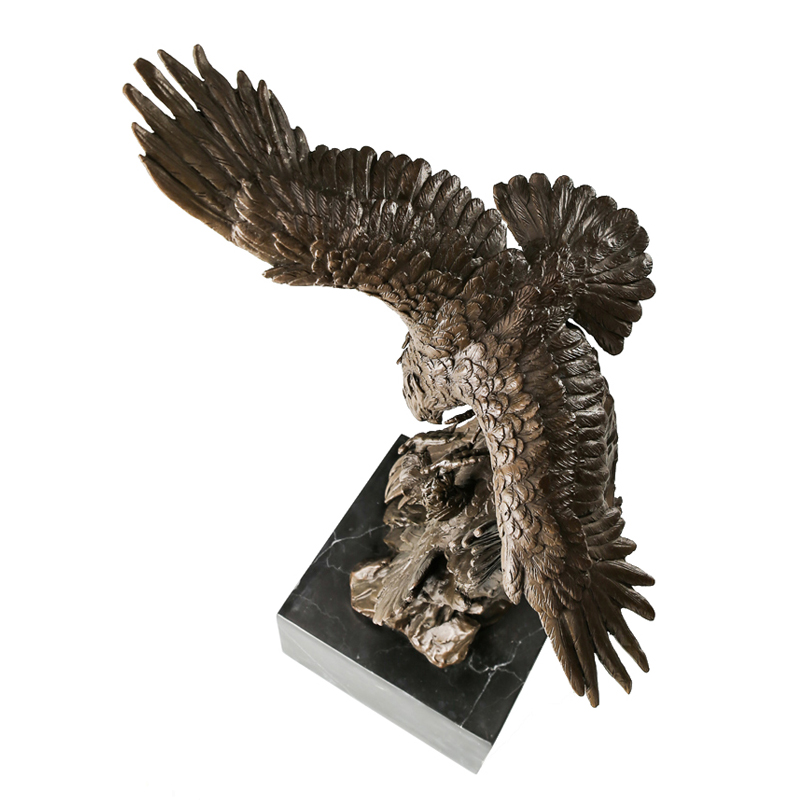 Metal Flying Eagle Sculpture