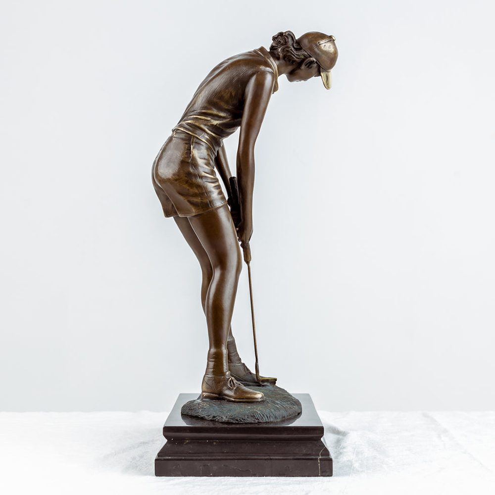 Lady Golfer Statue