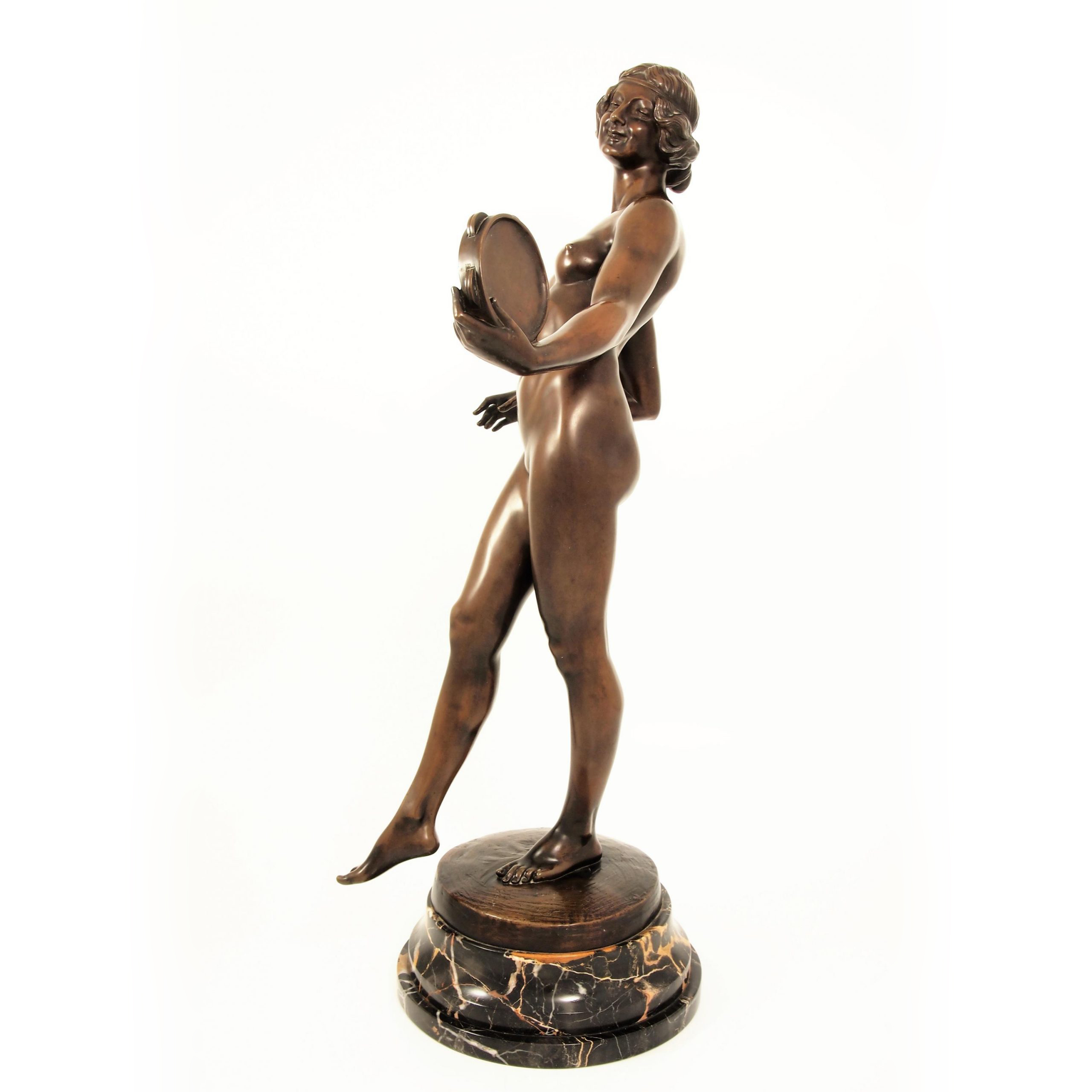 Female Statue Nude