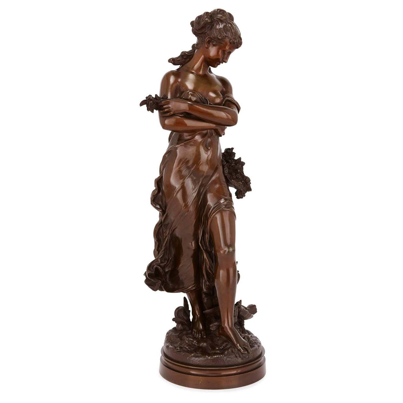 Grecian Lady Statue