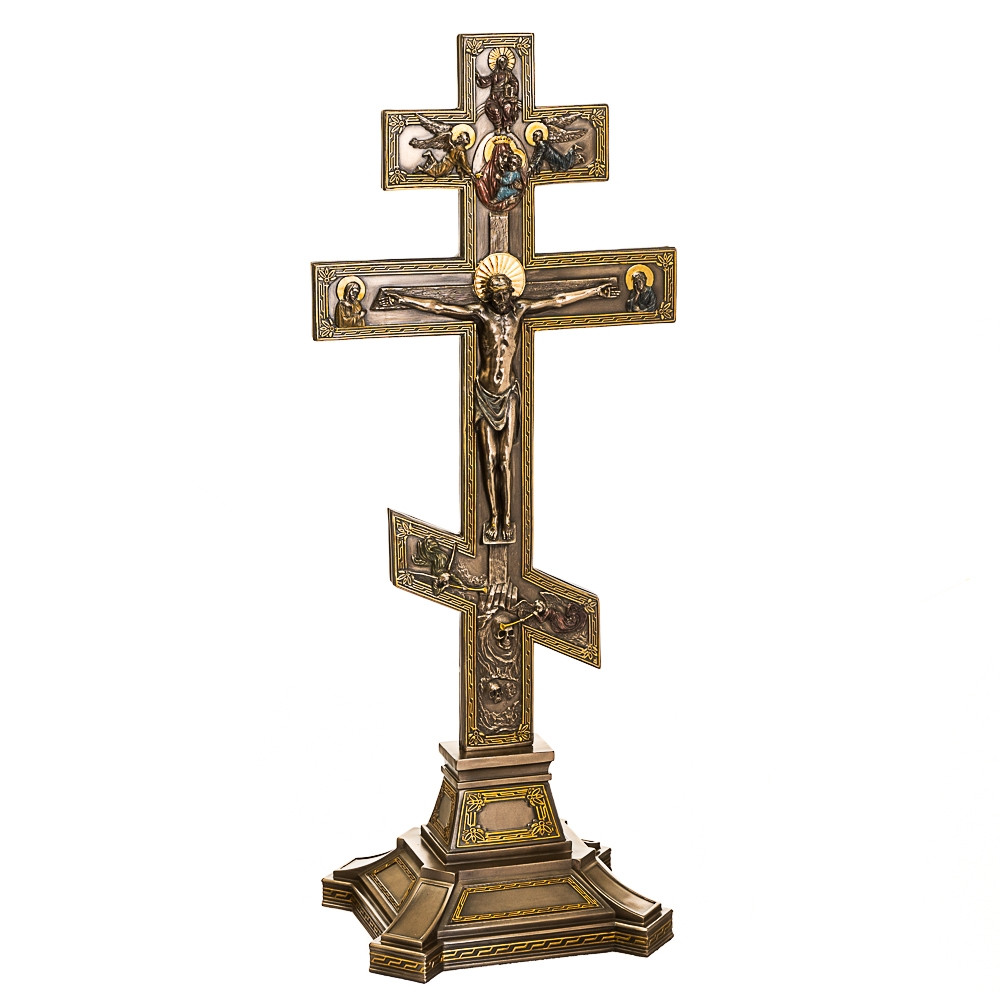 The Risen Christ Cross