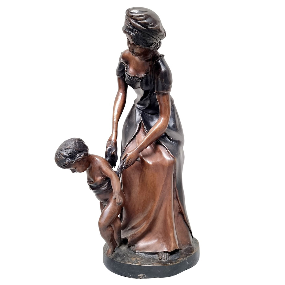 mother and baby bronze statue