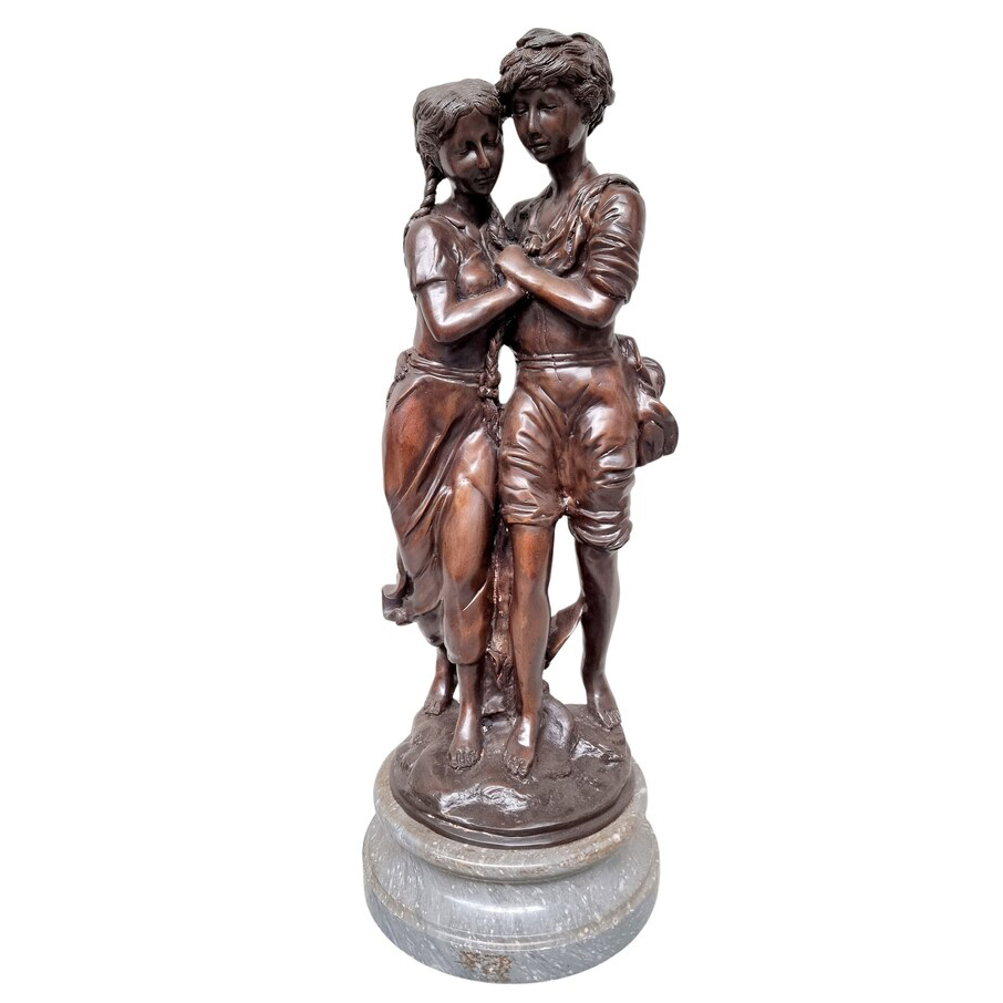 Loving Couple Sculpture