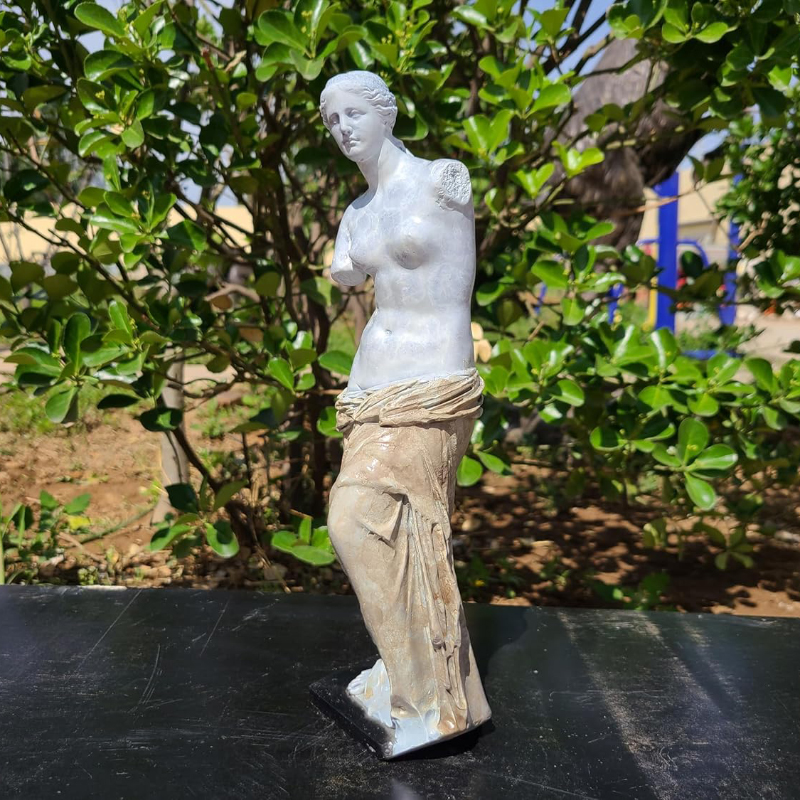 aphrodite goddess of love statue