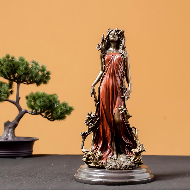 bronze venus statue