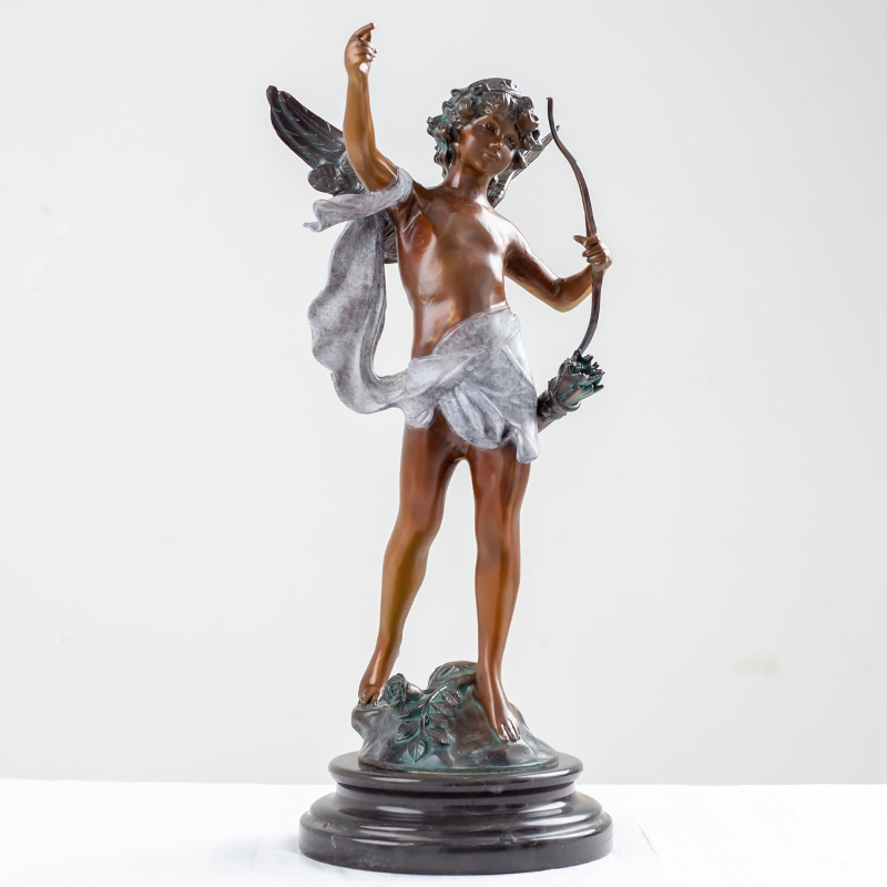 cupido statue