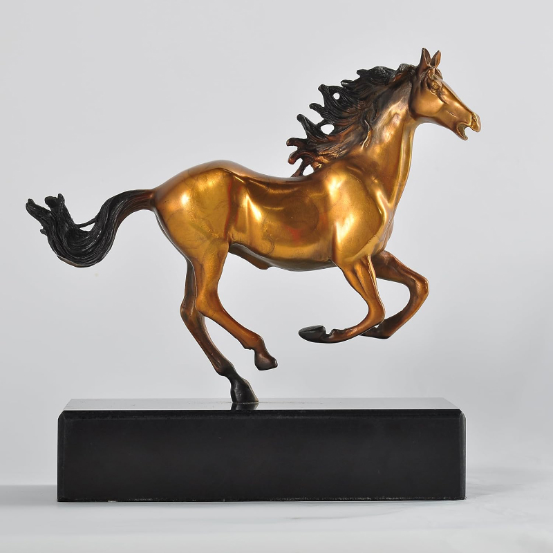 golden horse sculpture
