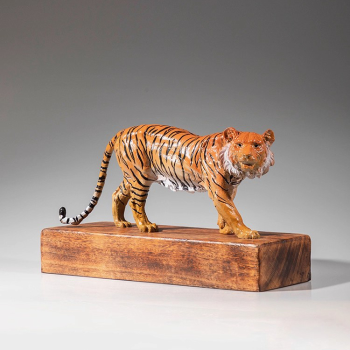 chinese tiger sculpture