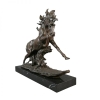 horse sculpture decor