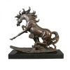 horse sculpture decor
