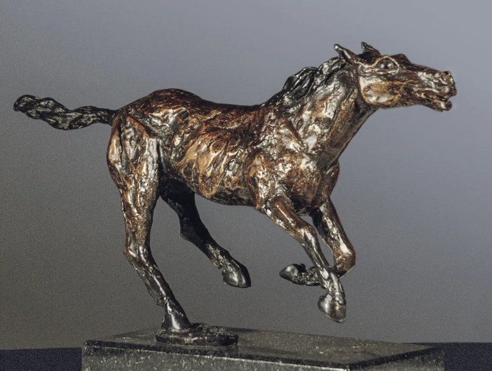 small horse statue