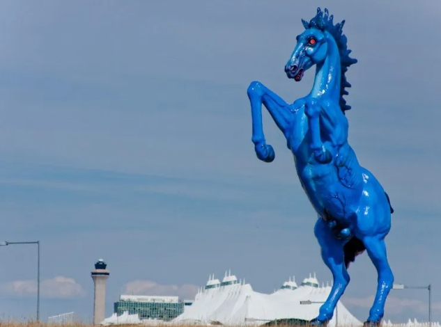 What's the meaning of the horse statue at Denver Airport?