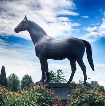 What is the largest horse sculpture in the world?