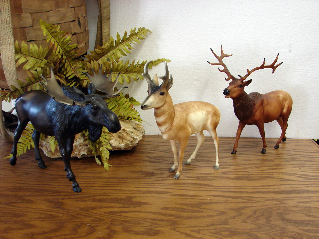 buck and doe figurines